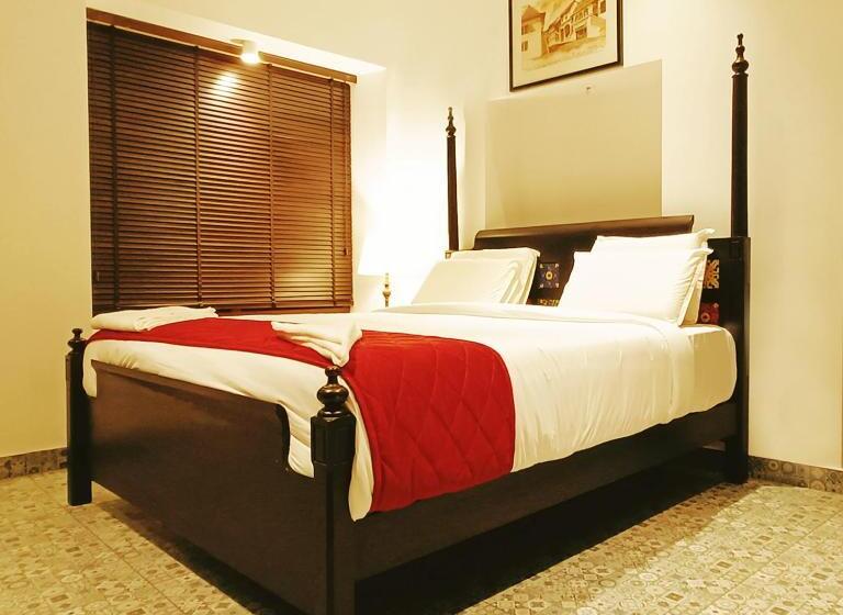 Номер Стандарт, Napier Heritage By Velvet Hotels