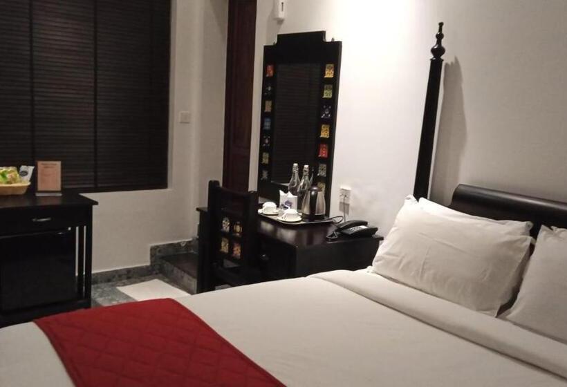 Номер Executive, Napier Heritage By Velvet Hotels