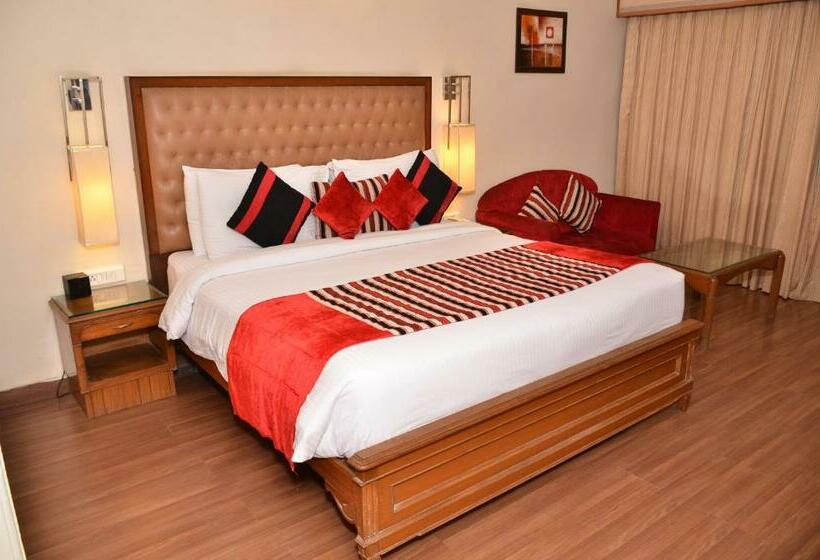 Номер Deluxe, Regenta Place Amritsar By Royal Orchid Hotels Limited
