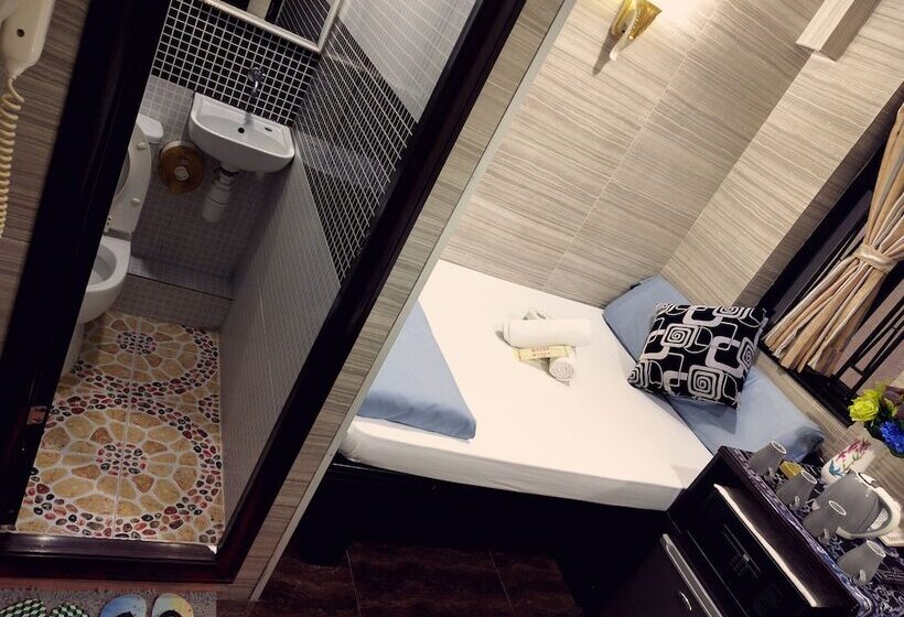 اتاق استاندارد, Paris Guest House
