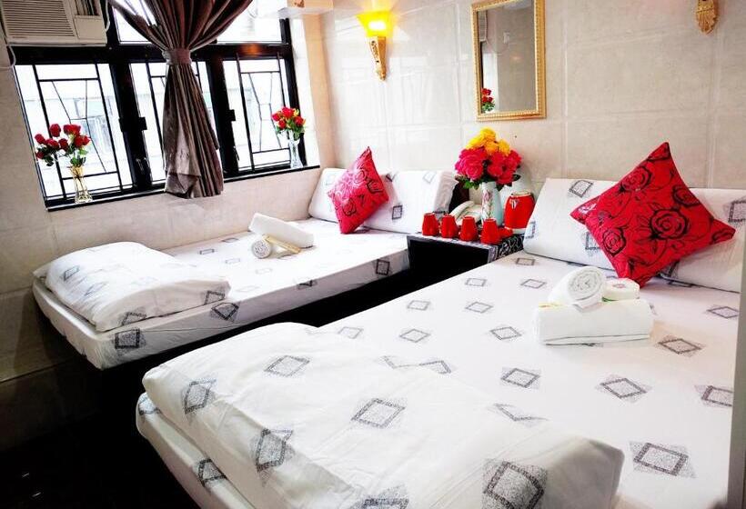 اتاق استاندارد سه نفره, Paris Guest House