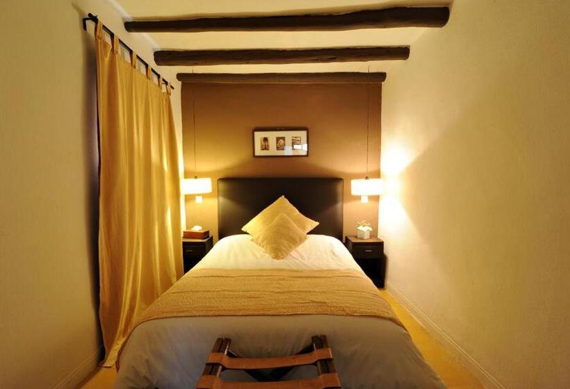 Четырехместный Номер Стандарт, Le Petit Hôtel Du Flouka