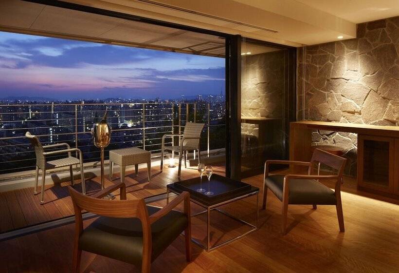 Люкс, Hilltop Resort Fukuoka