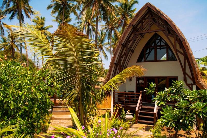 اتاق لوکس خانوادگی, Oceans 5 Dive Resort