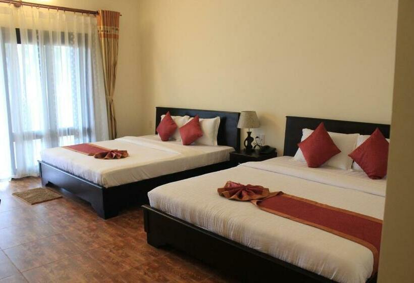 اتاق استاندارد چهار تخته با چشم‌انداز دریا, Sun & Sands Beach