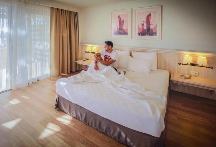 Номер Deluxe Кровать Кинг, Yacht Club