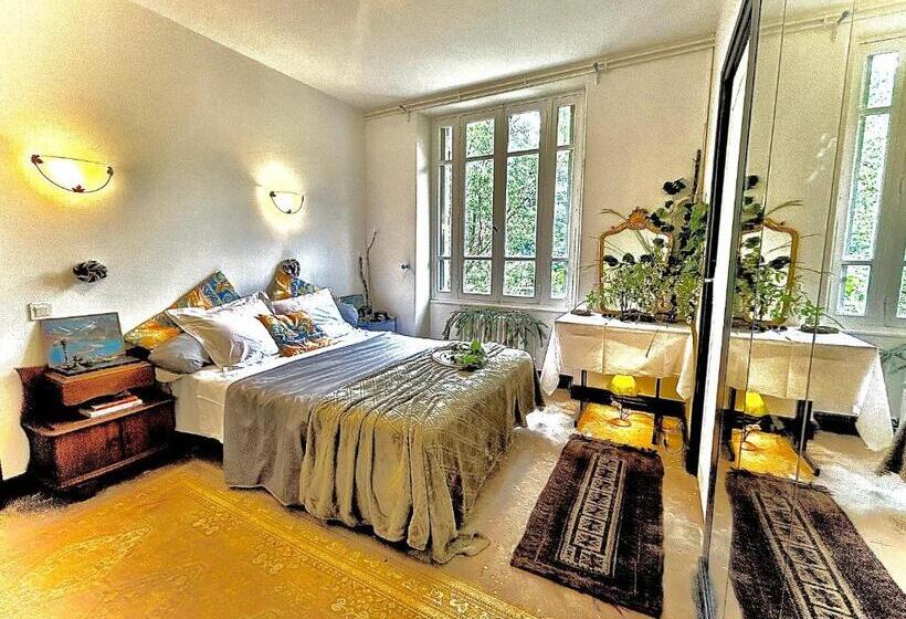 レイクビュースタンダードルーム, Le Chambon, Chambres D Hôtes