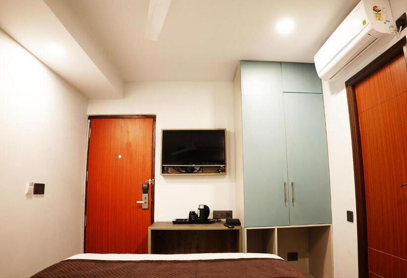 バルコニー付きスタンダードルーム, Dream Hotel   Richmond