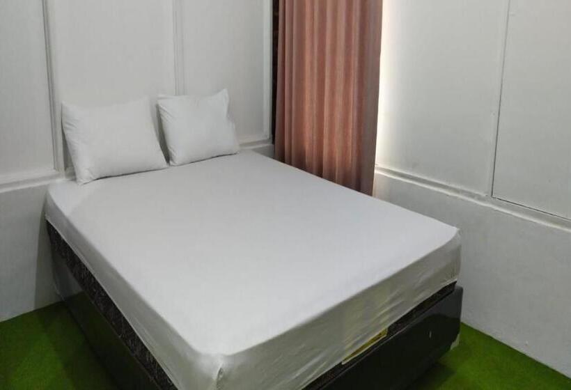 经济房, Spot On 92544 Senja Homestay