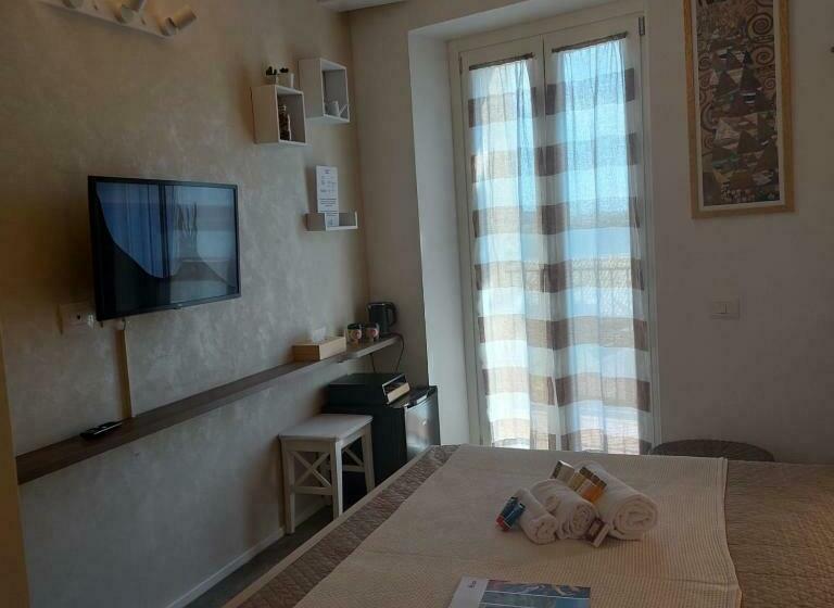 اتاق لوکس خانوادگی, Aurum Affittacamere