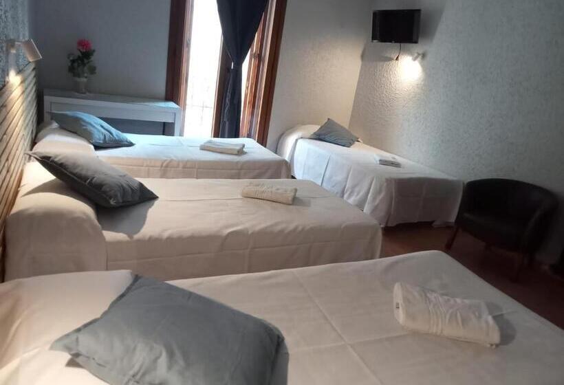 اتاق استاندارد چهار تخته, Acebo Plaza Mayor