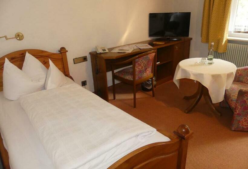 이코노미 싱글 룸, Schwarzwaldhotel Klumpp