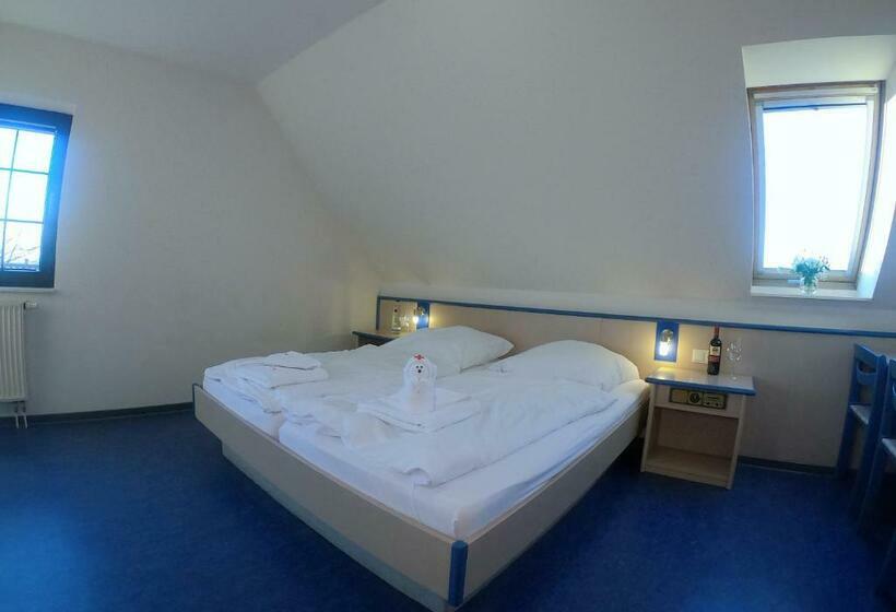Номер Стандарт, Smart Hostel By Landgasthof Velber 24h7d