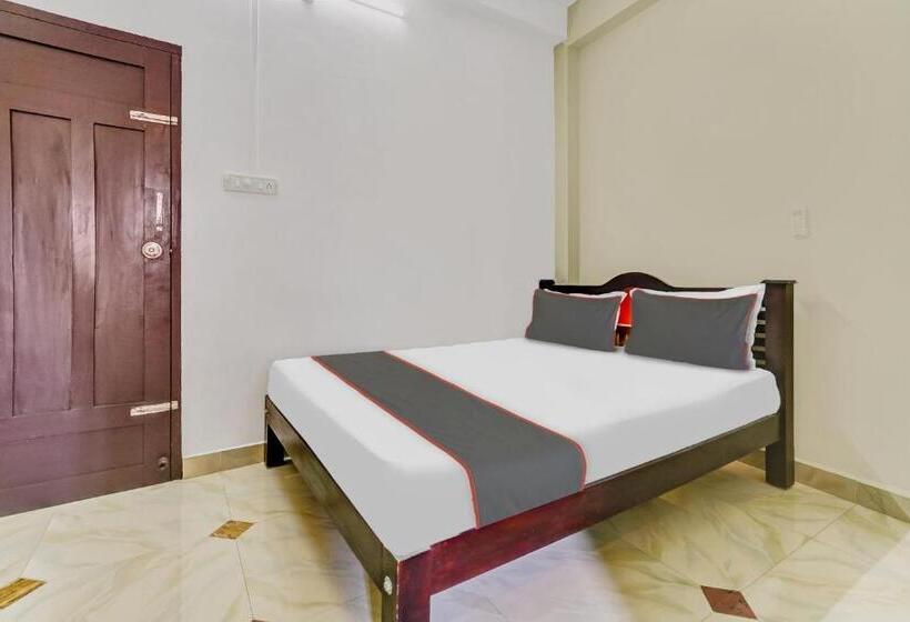 Трехместный Номер Классика, Collection O Royal Tourist Home