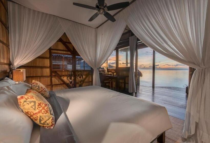 اتاق لوکس, Papua Paradise Eco Resort