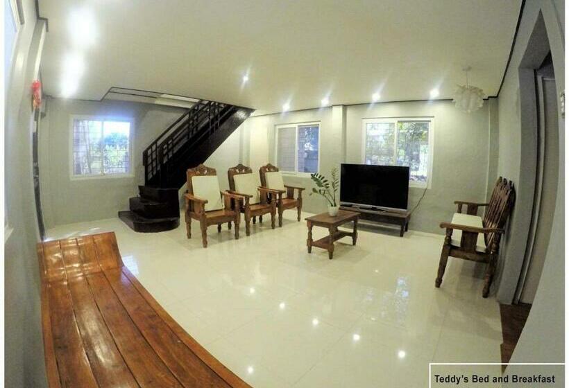 غرفة عائلية, Teddys Bed & Breakfast Lodge