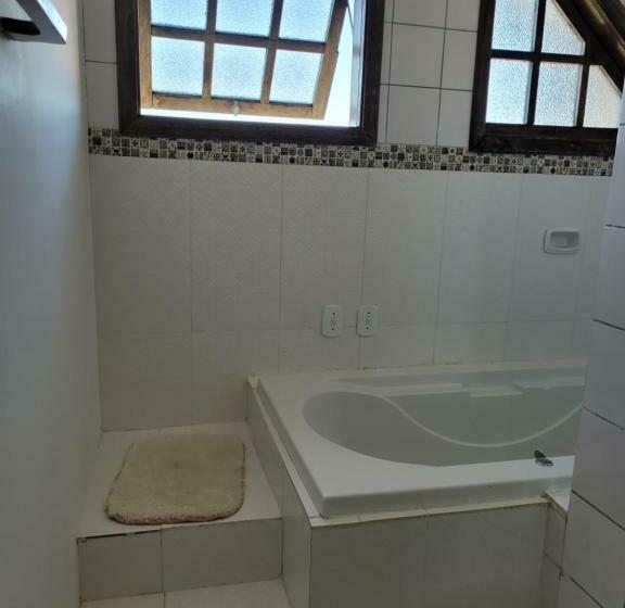 스위트 킹사이즈 침대, Casa Campos Val Suite Luxo, Quarto Família