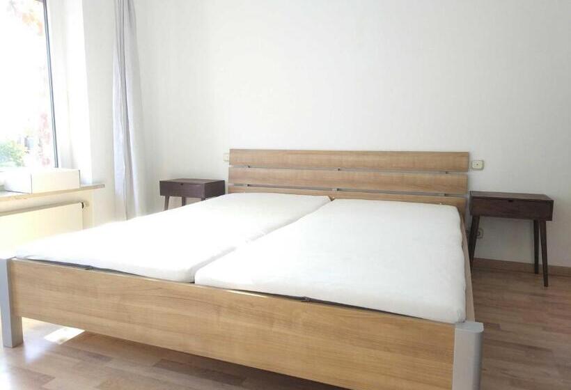 Апартаменты 1 Спальня Нижний Этаж, Sonnige Eg_wohnung Mit Garten Terr
