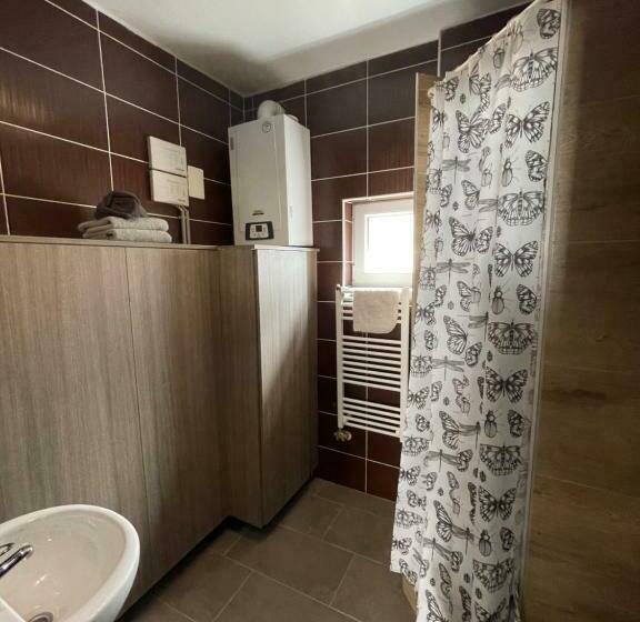 Апартаменты 2 Спальни, New Beachapartman
