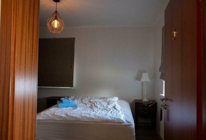 اتاق استاندارد با چشم‌انداز باغ, The Guesthouse By The Fjord
