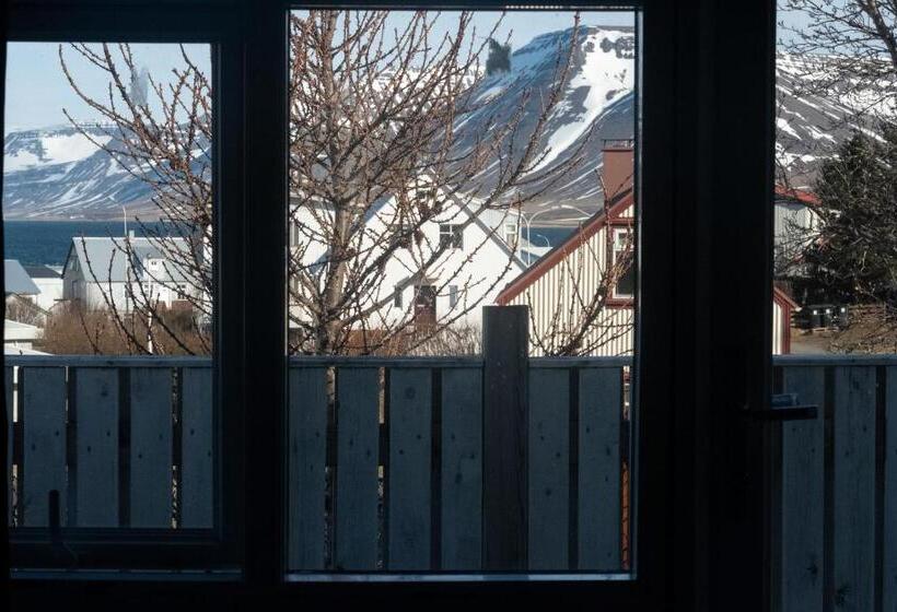 اتاق استاندارد با بالکن, The Guesthouse By The Fjord