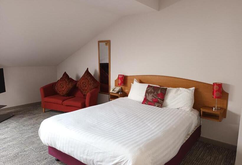 Семейный Номер, Corn Mill Lodge