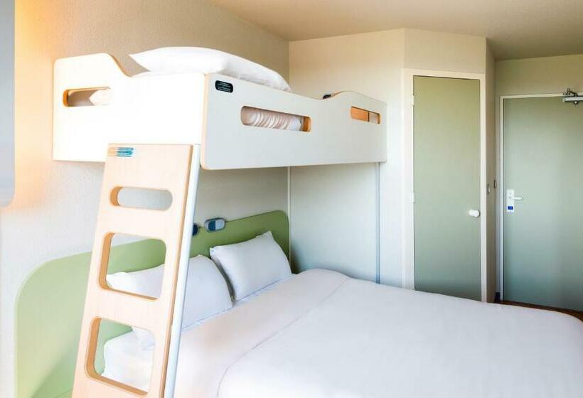 Номер Стандарт с Койками, Ibis Budget Clermont Ferrand Le Brezet Aeroport