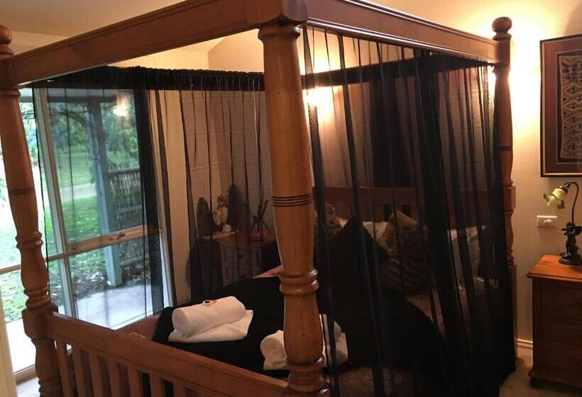キャビン, Weeroona Bed And Breakfast