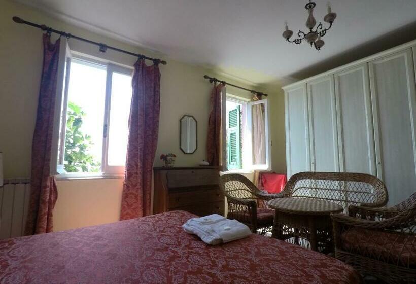 اتاق استاندارد, Cinqueterre Holidays