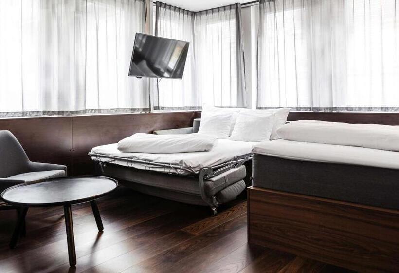 패밀리 룸, Best Western And