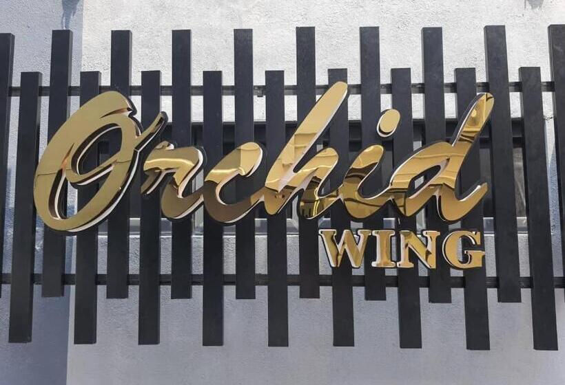 带大床的豪华间, Golden View Nilai