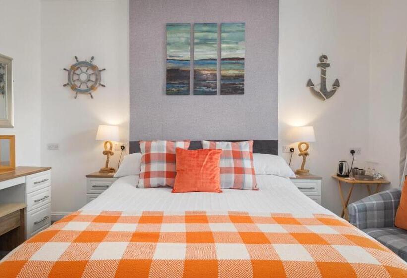 Номер Deluxe, Coach Guest House