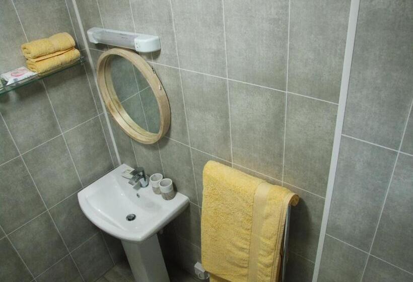 Номер Стандарт, Coach Guest House