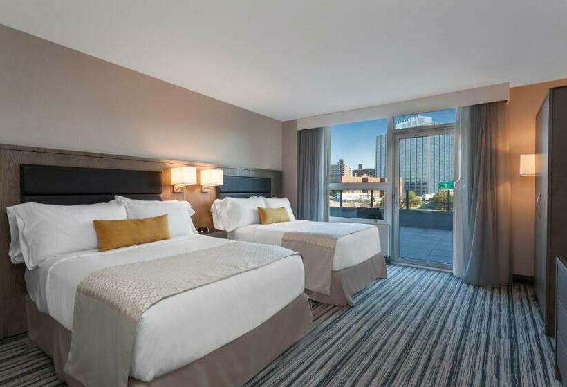 Номер Премиум, Wyndham Garden Laguardia South