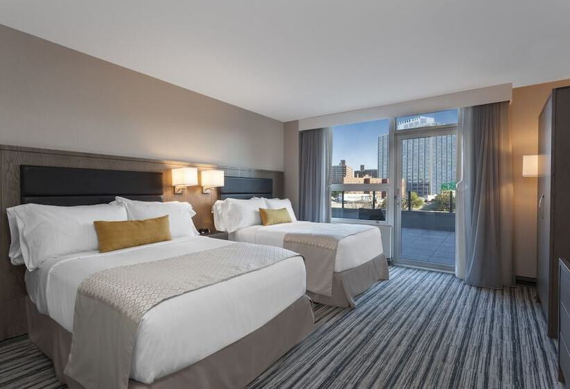 Номер Стандарт 2 Двуспальные Кровати, Wyndham Garden Laguardia South