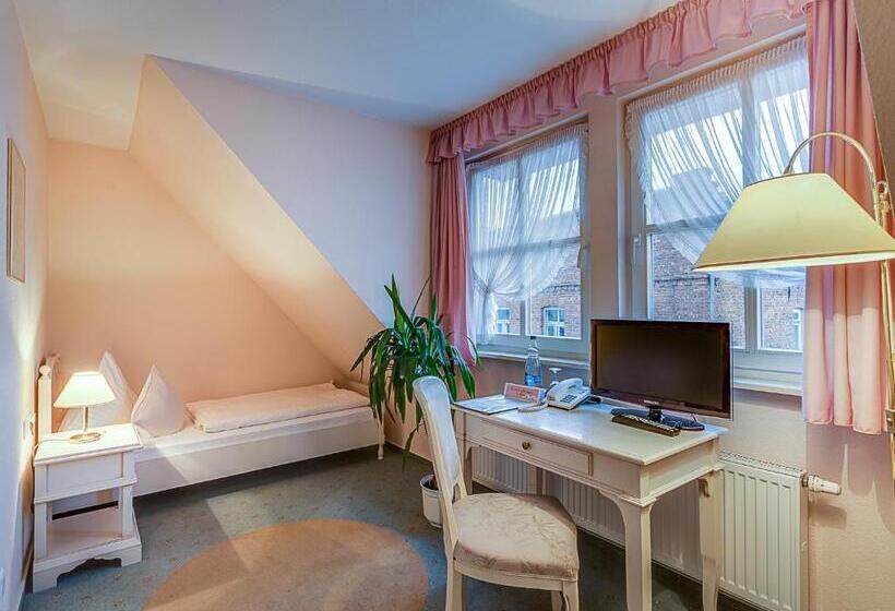 Номер Стандарт, Zur Burg Gmbh