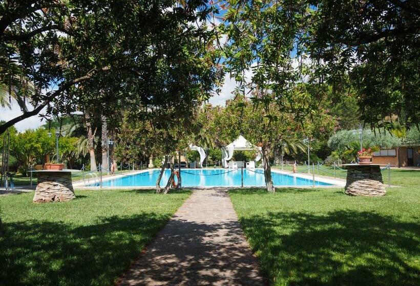 스탠다드 룸 풀장 전망, Agriturismo Il Drago