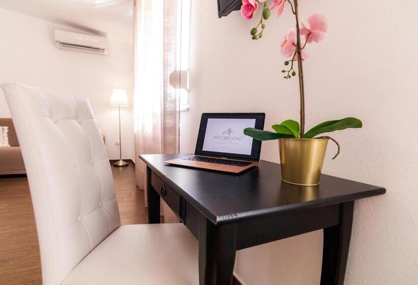 小型套房, Arcobaleno Suites