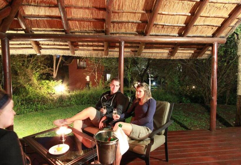 Четырехместный Номер Deluxe, Grand Kruger Lodge And Spa
