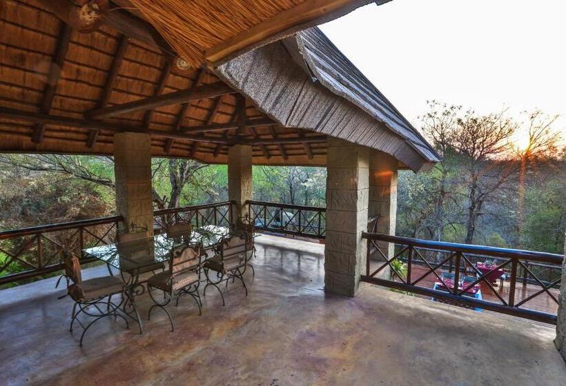 Люкс Повышенной Комфортности, Grand Kruger Lodge And Spa
