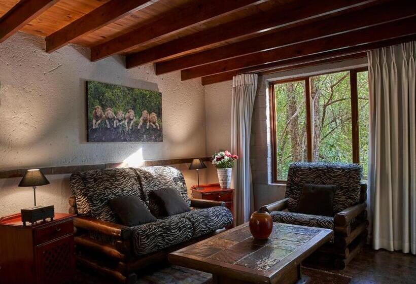 Четырехместный Номер Deluxe, Grand Kruger Lodge And Spa