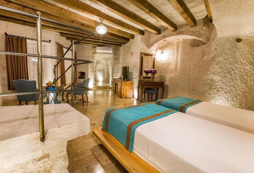سوئیت راحتی, Imperial Cave Suites & Spa