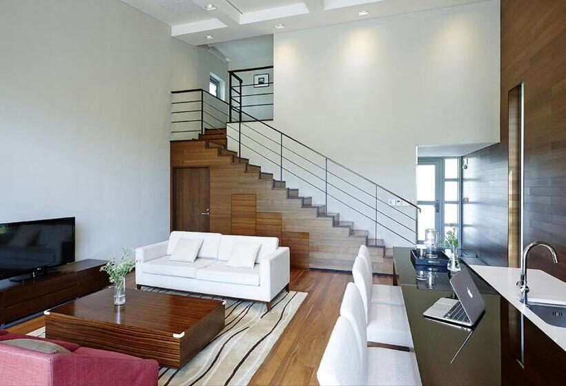 Вилла 1 Спальня, The Suites Hotel Namwon
