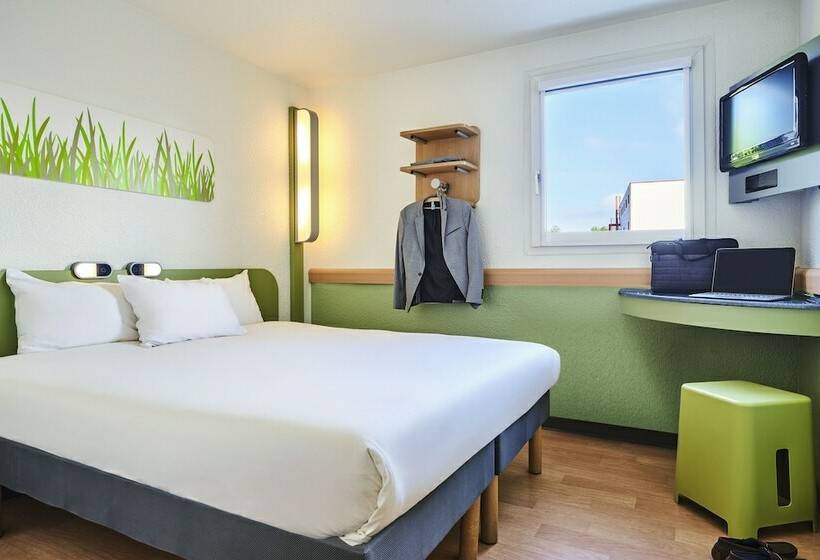 Номер Стандарт, Ibis Budget Versailles Coignieres