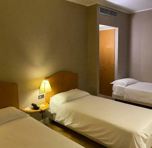 Номер Стандарт Трехместный, Vittoria Parc