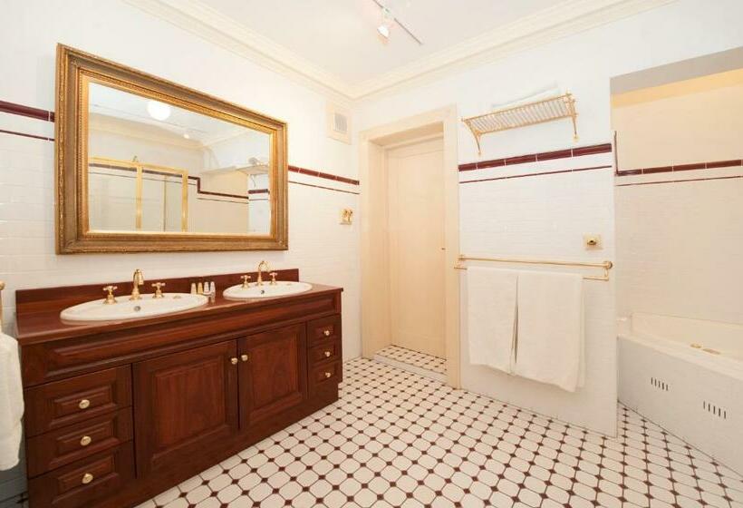 高级大房间, Cobb & Co Court Boutique