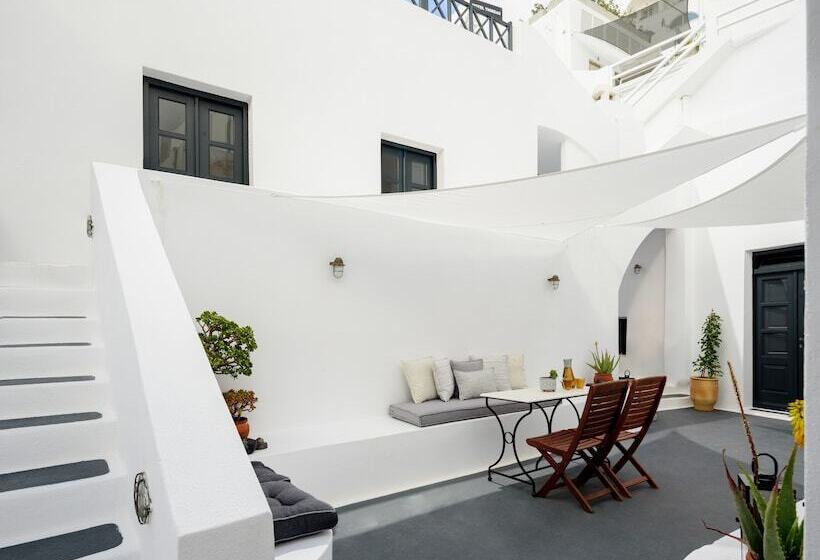 Полулюкс, Firalia, Casa In Rock Suites
