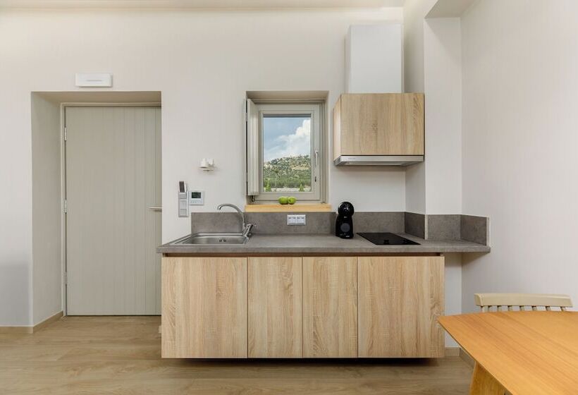 إستوديو قياسى, Margazi Areopolis Luxury Rooms