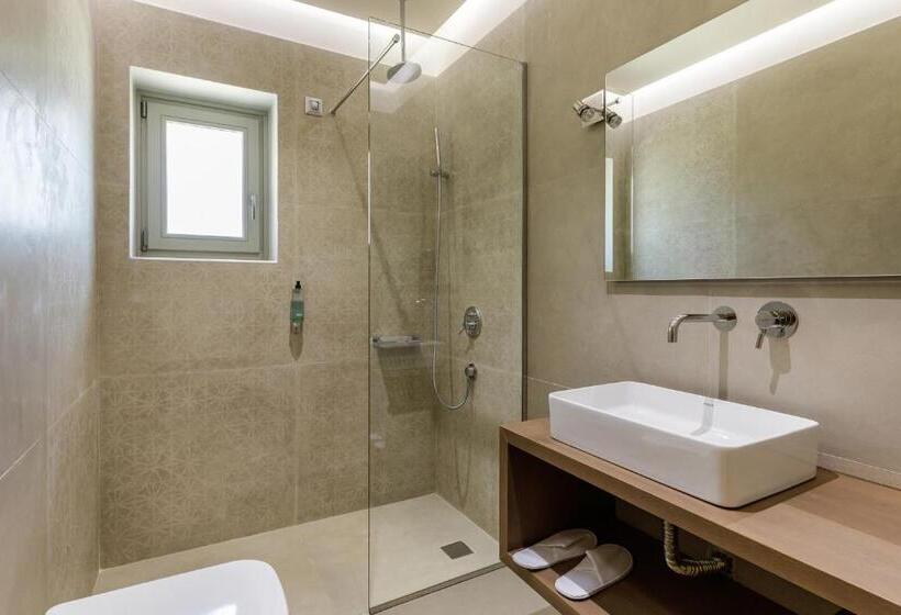 جناح مزود بتراس, Margazi Areopolis Luxury Rooms