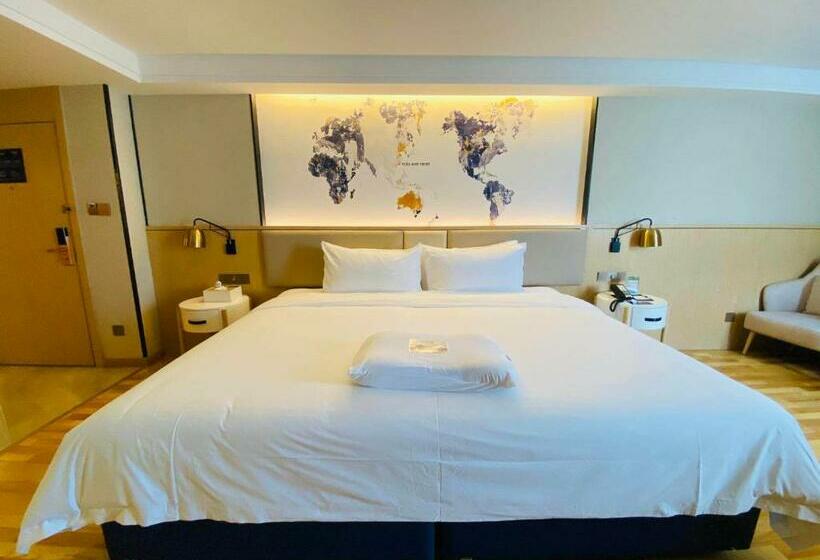 Номер Премиум, Kyriad Marvelous Hotel Shantou Railway Station
